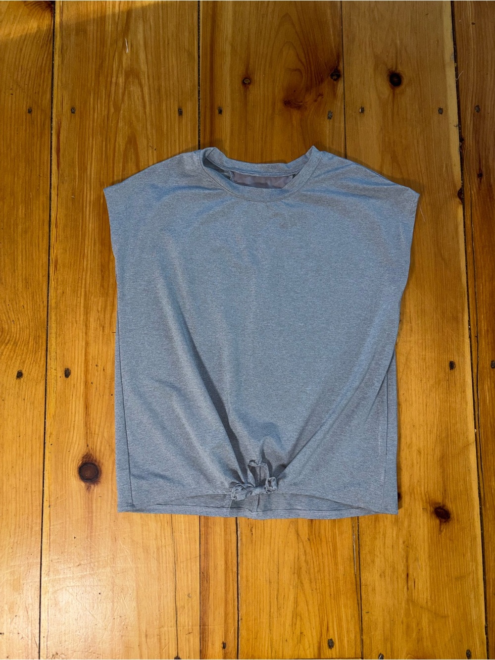 Runway Gray Muscle Tee Knotted Front Girls L 12/14